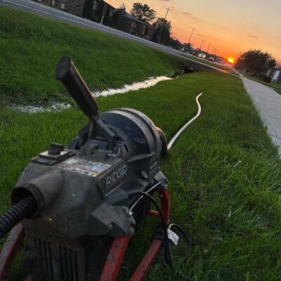 Ridgid Tools k-5208 Coming In Clutch Here On This Emergency Sewer Back Up At A Multi-Unit Complex.